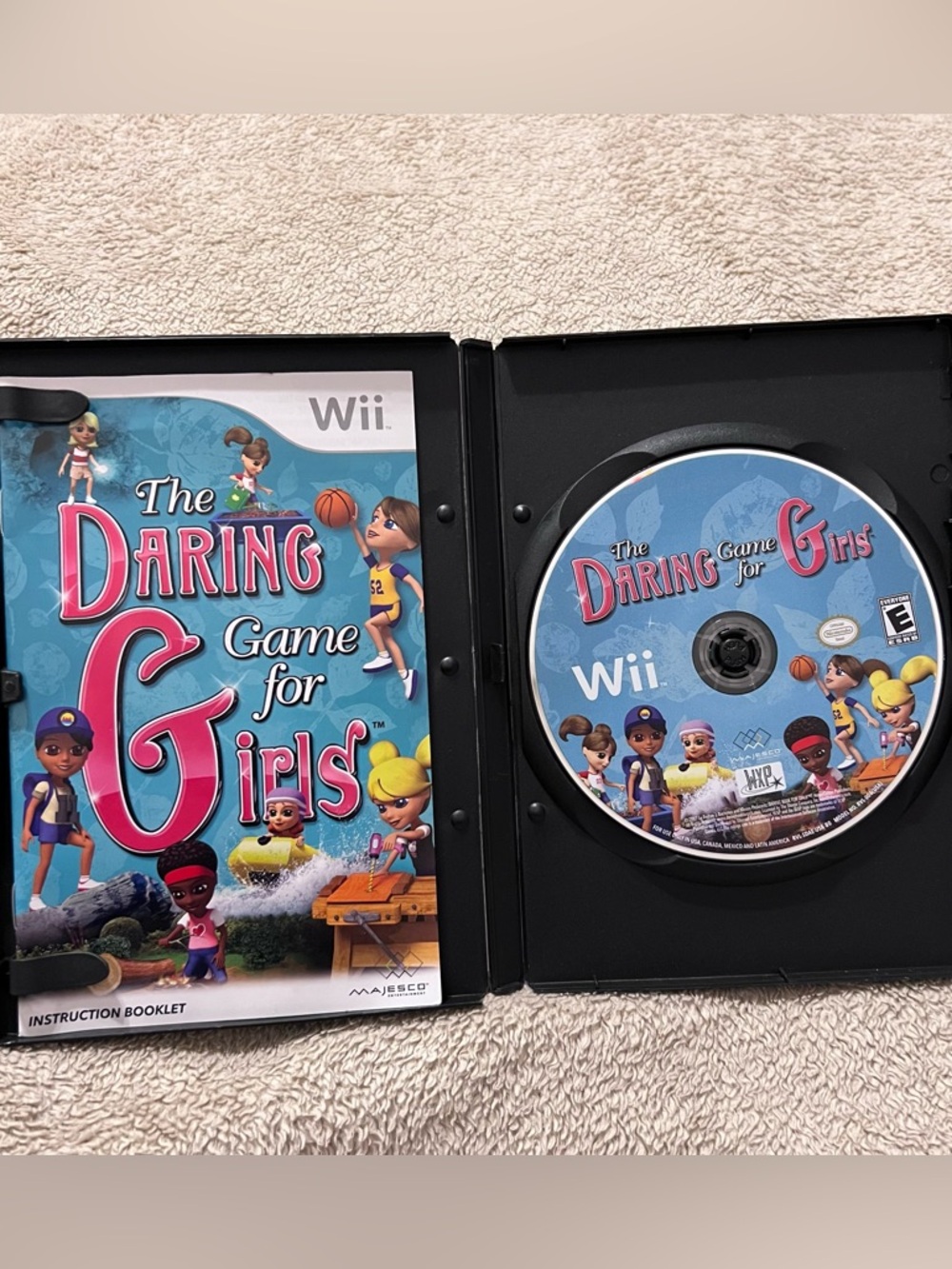 Lot of 10 Nintendo Wii Party and Family Games Disney, Sims, Just Dance - Picture 8 of 11